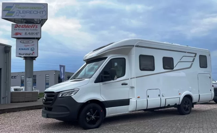 Hymer B Klasse Mc T Als Teilintegriert In Winsen Luhe Bei Caraworld