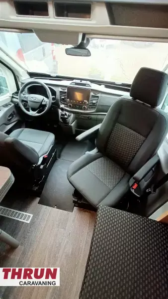 interiorShots.driversCab