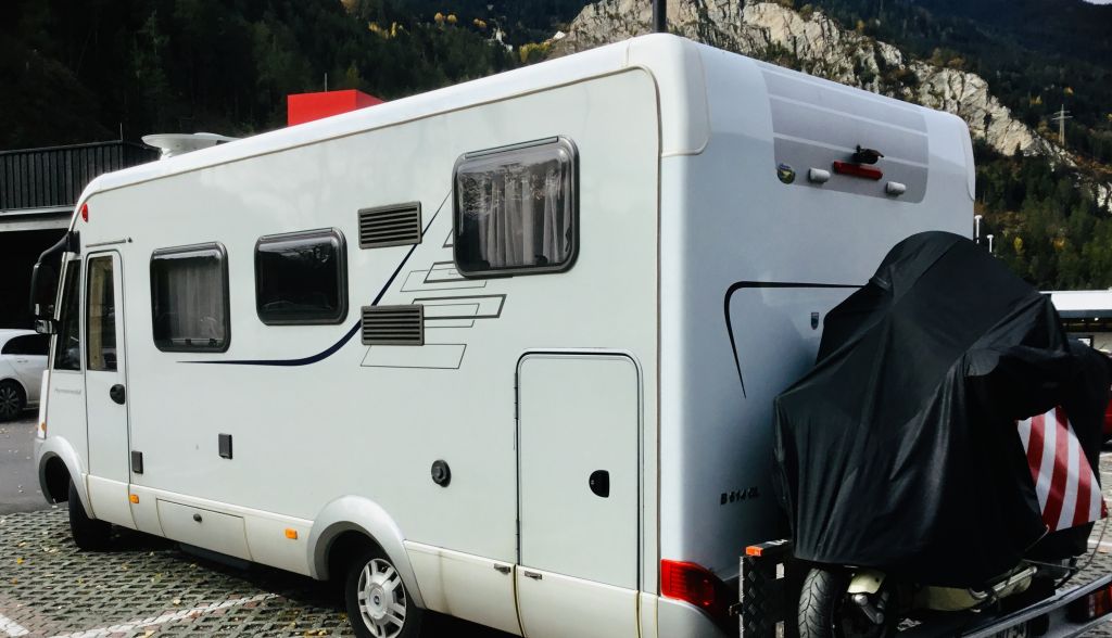 Hymer B-Klasse 614 CL Als Integrierter Bei Caraworld.de