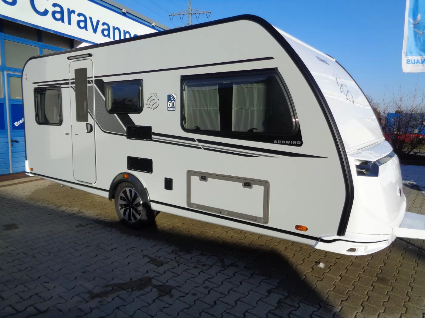 Knaus Südwind 500 EU 60 YEARS als Wohnwagen in Jena-Isserstedt bei   von Jenas Caravanpark für 27.790 € zu verkaufen