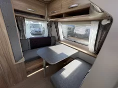 Bild 7 Hymer Eriba Nova Light 442 Super Messepreis !