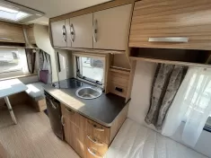 Bild 11 Hymer Eriba Nova Light 442 Super Messepreis !