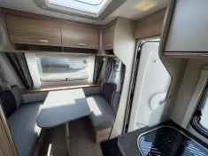 Bild 12 Hymer Eriba Nova Light 442 Super Messepreis !