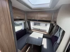 Bild 13 Hymer Eriba Nova Light 442 Super Messepreis !