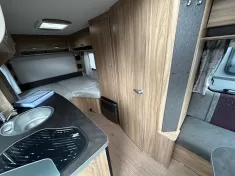 Bild 11 Hymer Eriba Nova Light 442 Elegance-Paket