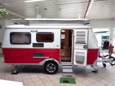 Bild 6 Hymer Eriba Eriba Touring 530 Color Tango Red