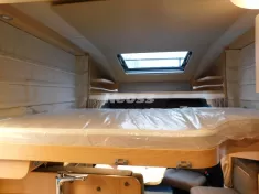 Bild 17 Hymer B-Klasse MC T 680 mit Hubbett