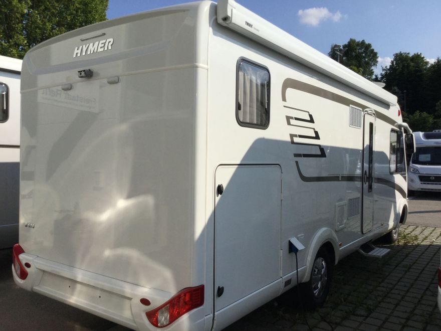 Hymer B-Klasse CL 678 Als Teilintegriert In Sulzemoos Bei Caraworld.de ...